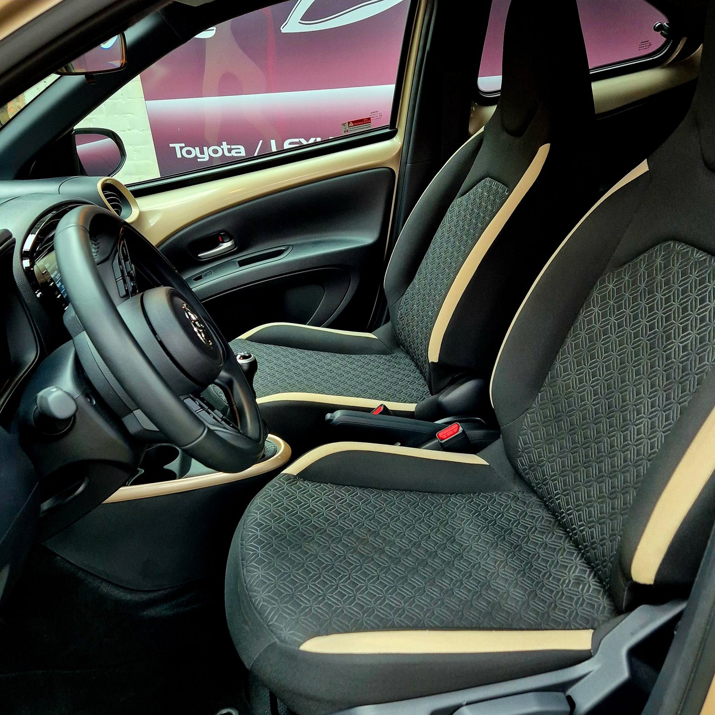 Toyota Aygo X Benzine 1.0 2023 7.158km
