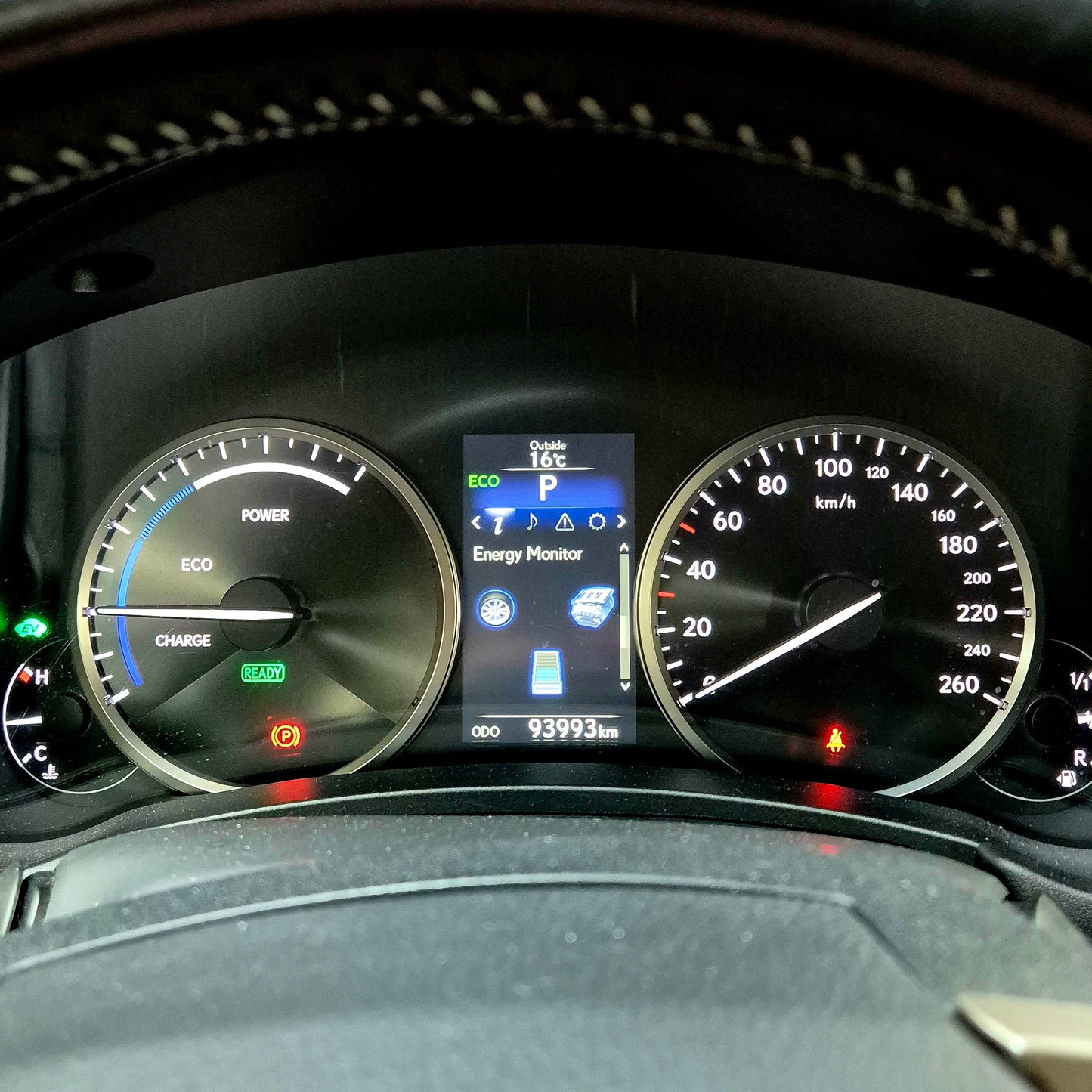 Lexus NX 300H Hybride 2.5 01/2018 93.993km AWD