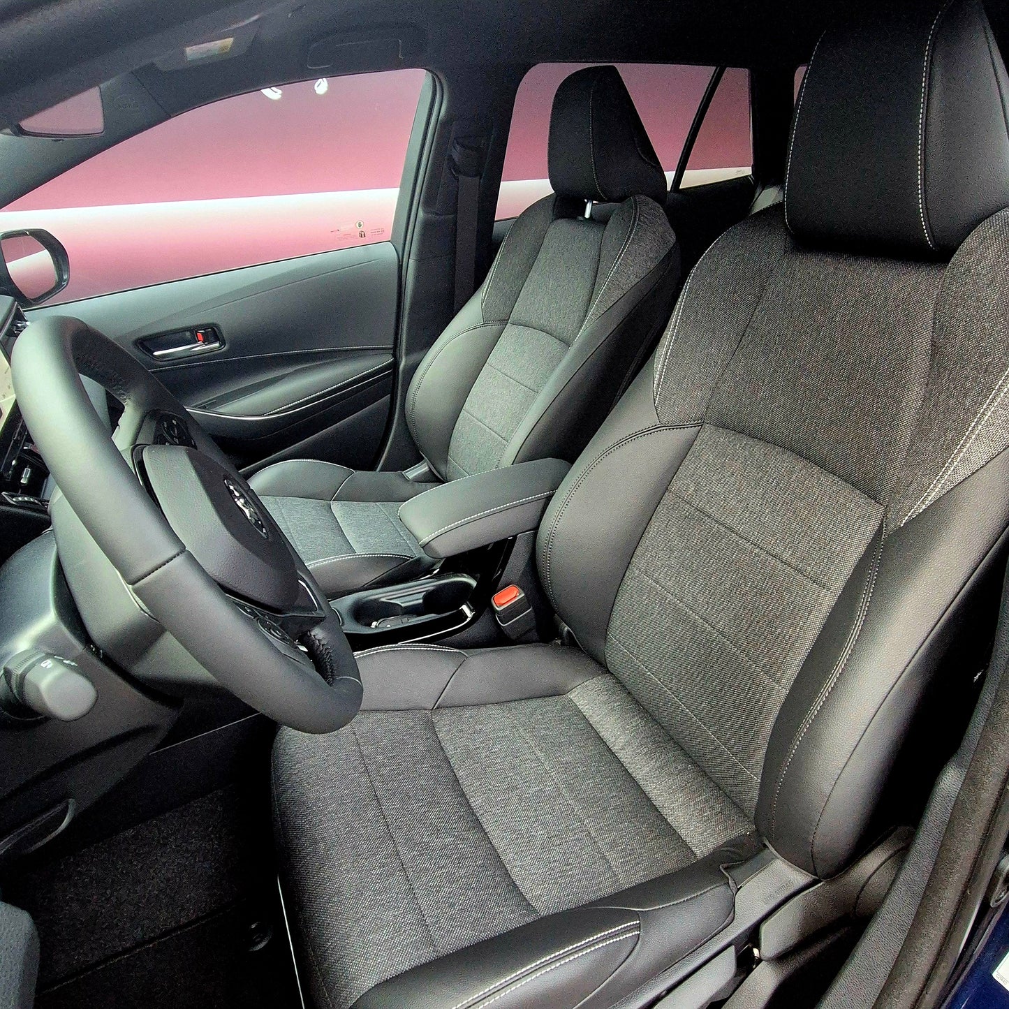 Toyota Corolla TS Hybride 1.8 06/2024 - Nieuw - 37km