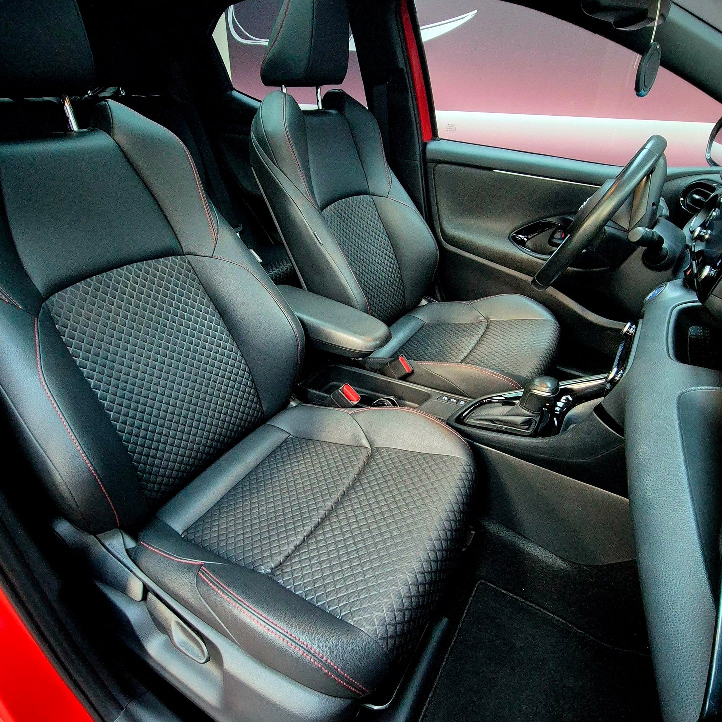 Toyota Yaris Hybride 1.5 01/2021 Premiere - In perfecte staat - 60.417km