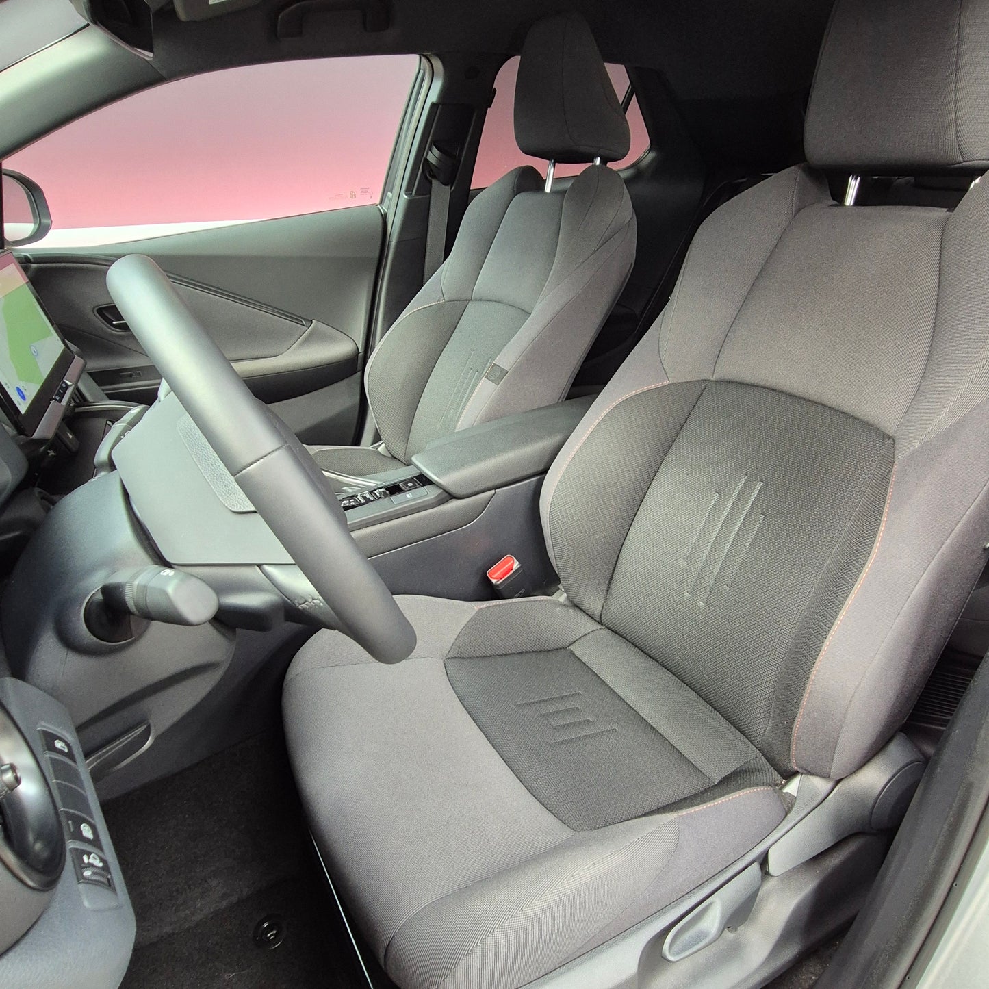 Toyota C-HR Hybrid 1.8 01/2024 12.237km