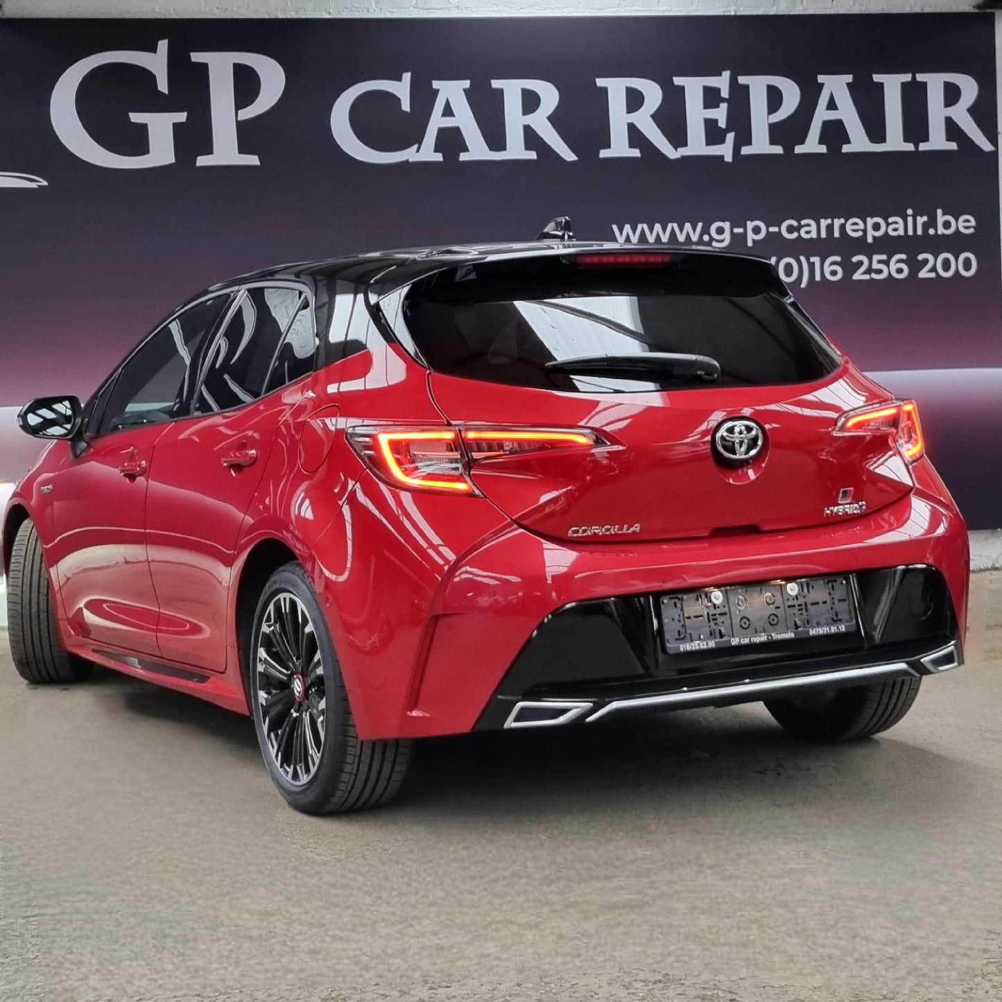 Toyota Corolla Hybride 1.8 04/2022 GR SPORT BI-Tone - In perfecte staat - 13.026km