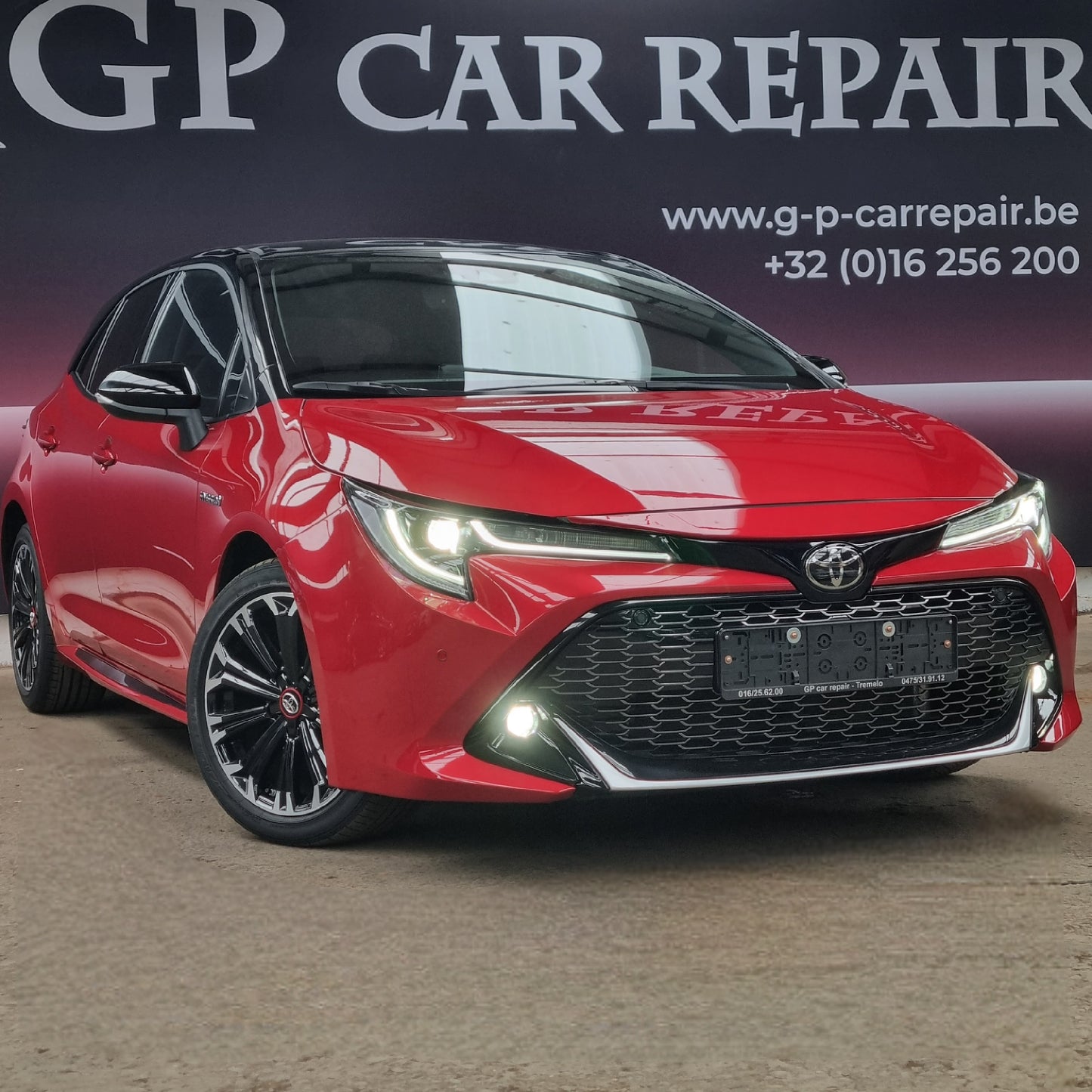Toyota Corolla Hybride 1.8 04/2022 GR SPORT BI-Tone - In perfecte staat - 13.026km