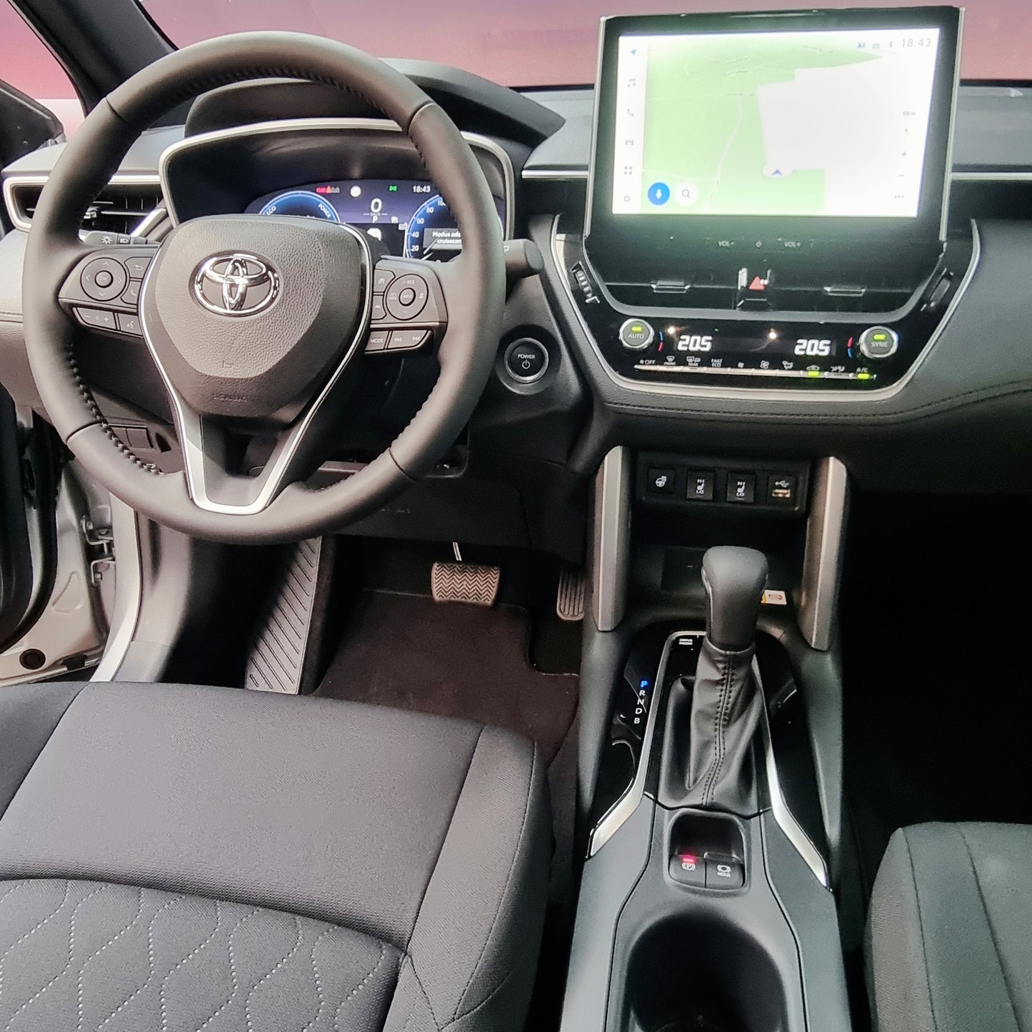 Toyota Corolla Cross Hybride 2.0 01/2023 Premium Pack - Nieuw - 105km