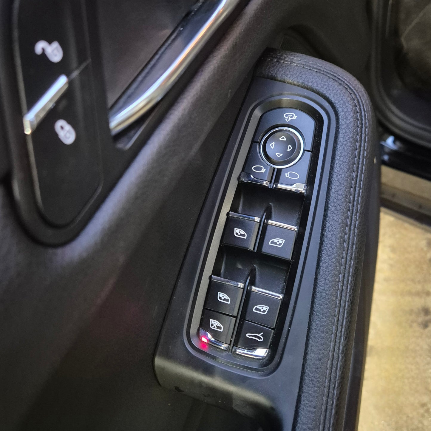 Porsche Macan Benzine 2.0 01/2019 132.095km