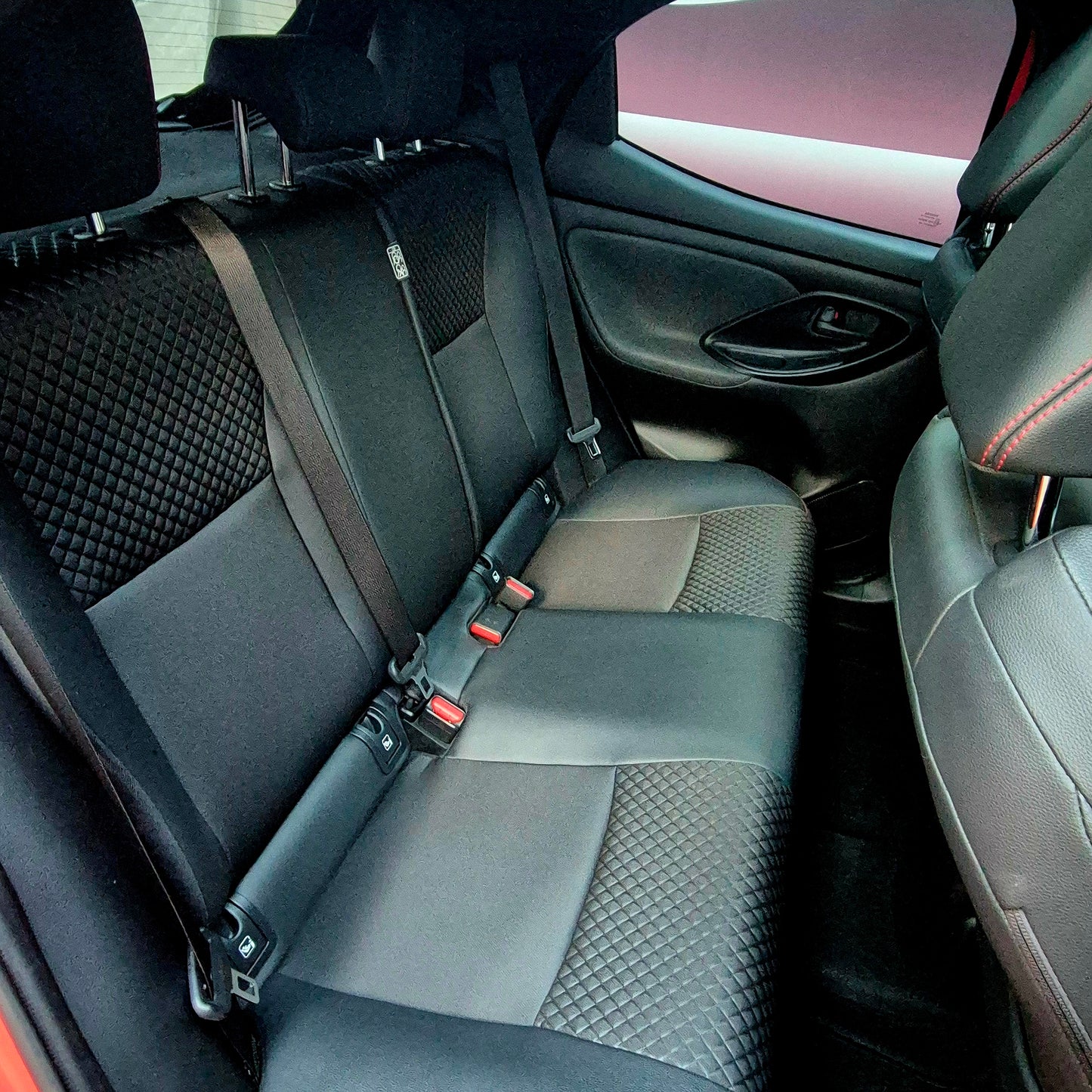 Toyota Yaris Hybride 1.5 01/2021 Premiere - In perfecte staat - 60.417km
