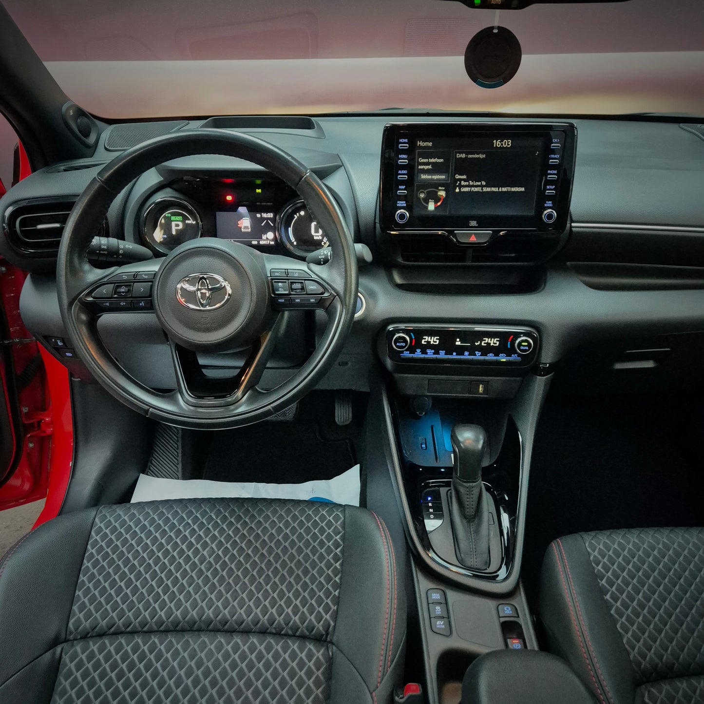 Toyota Yaris Hybride 1.5 01/2021 Premiere - In perfecte staat - 60.417km