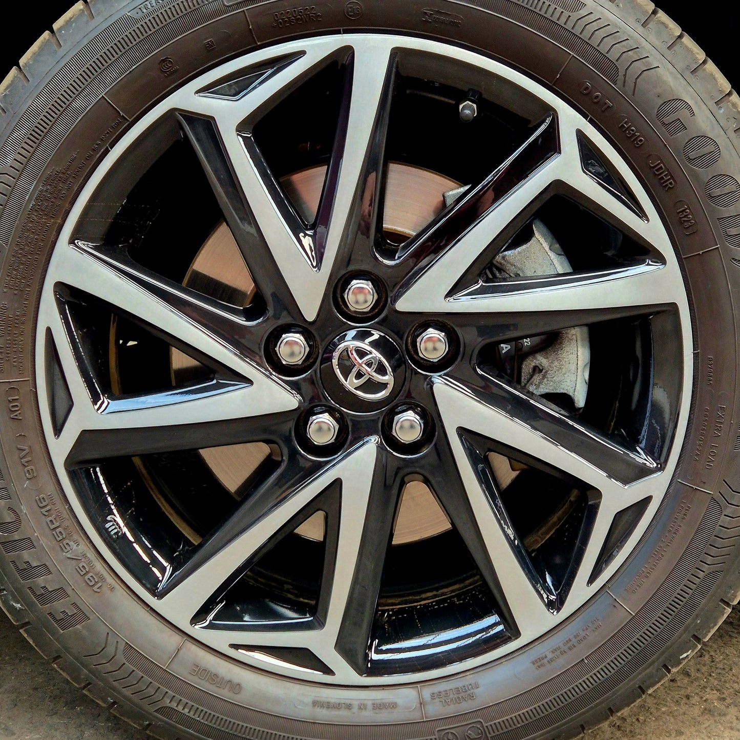 Toyota Yaris Hybride 1.5 11/2022 - 75.834