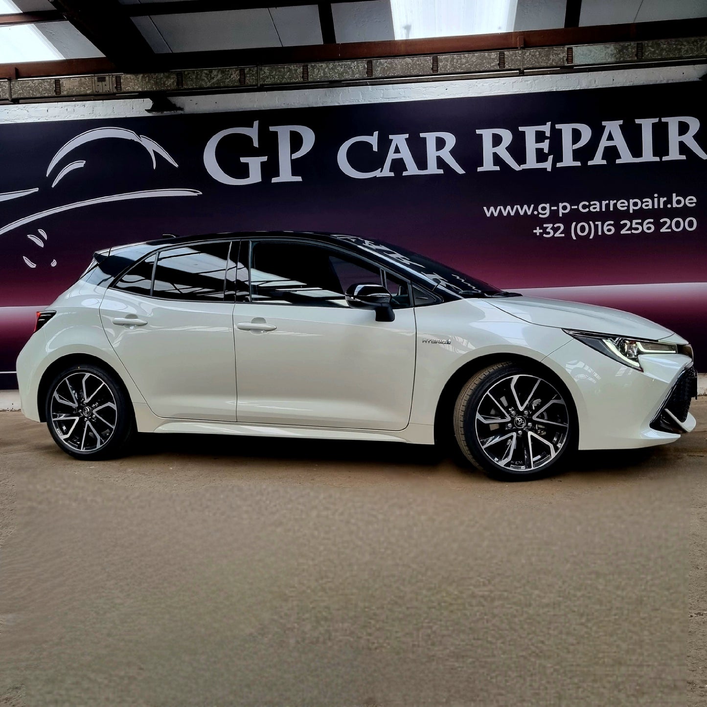 Toyota Corolla Hybride 2.0 10/2019 27.261 km Bi-Tone