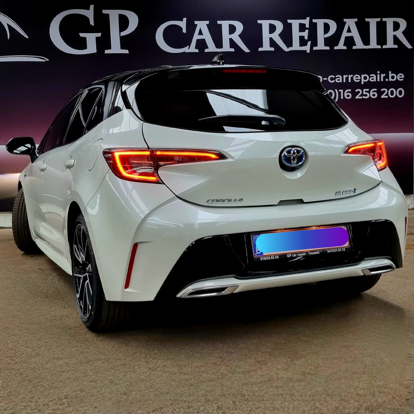 Toyota Corolla Hybride 2.0 2019 27.261 km Bi-Tone