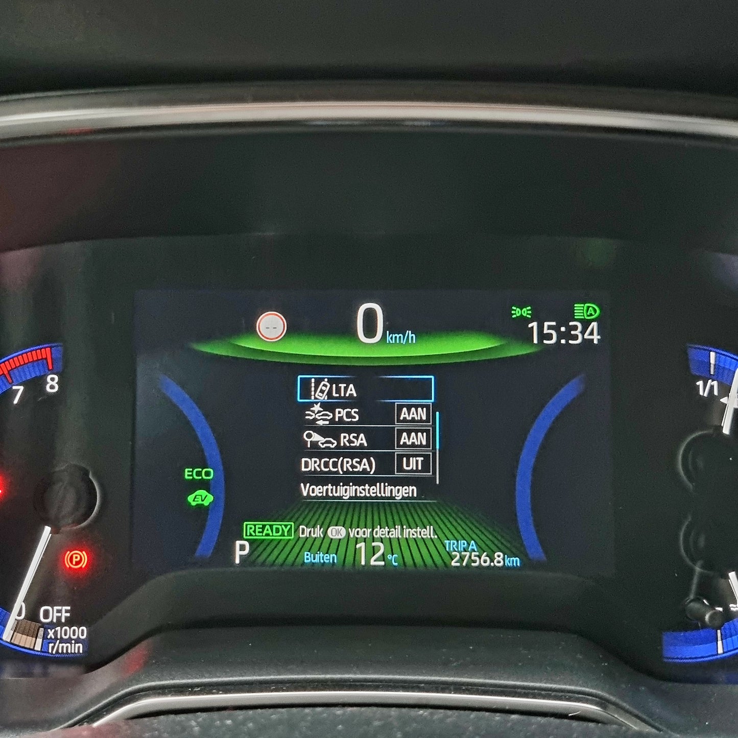 Toyota Corolla Hybride 2.0 2019 27.261 km Bi-Tone