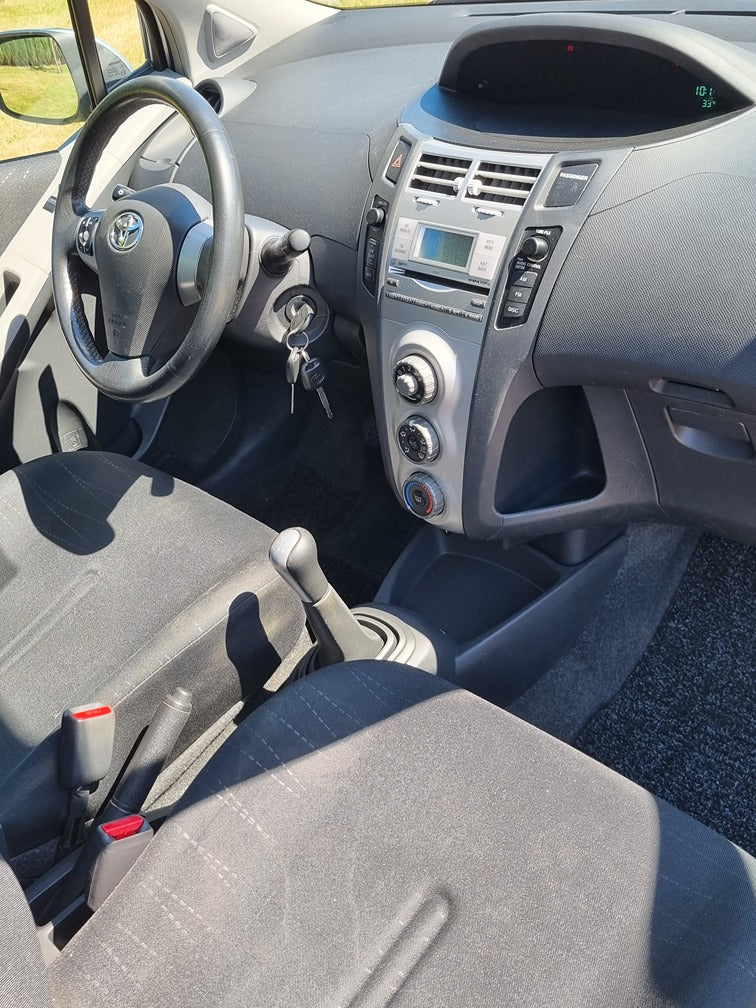 Toyota Yaris Benzine 1.0 2006 86.257km